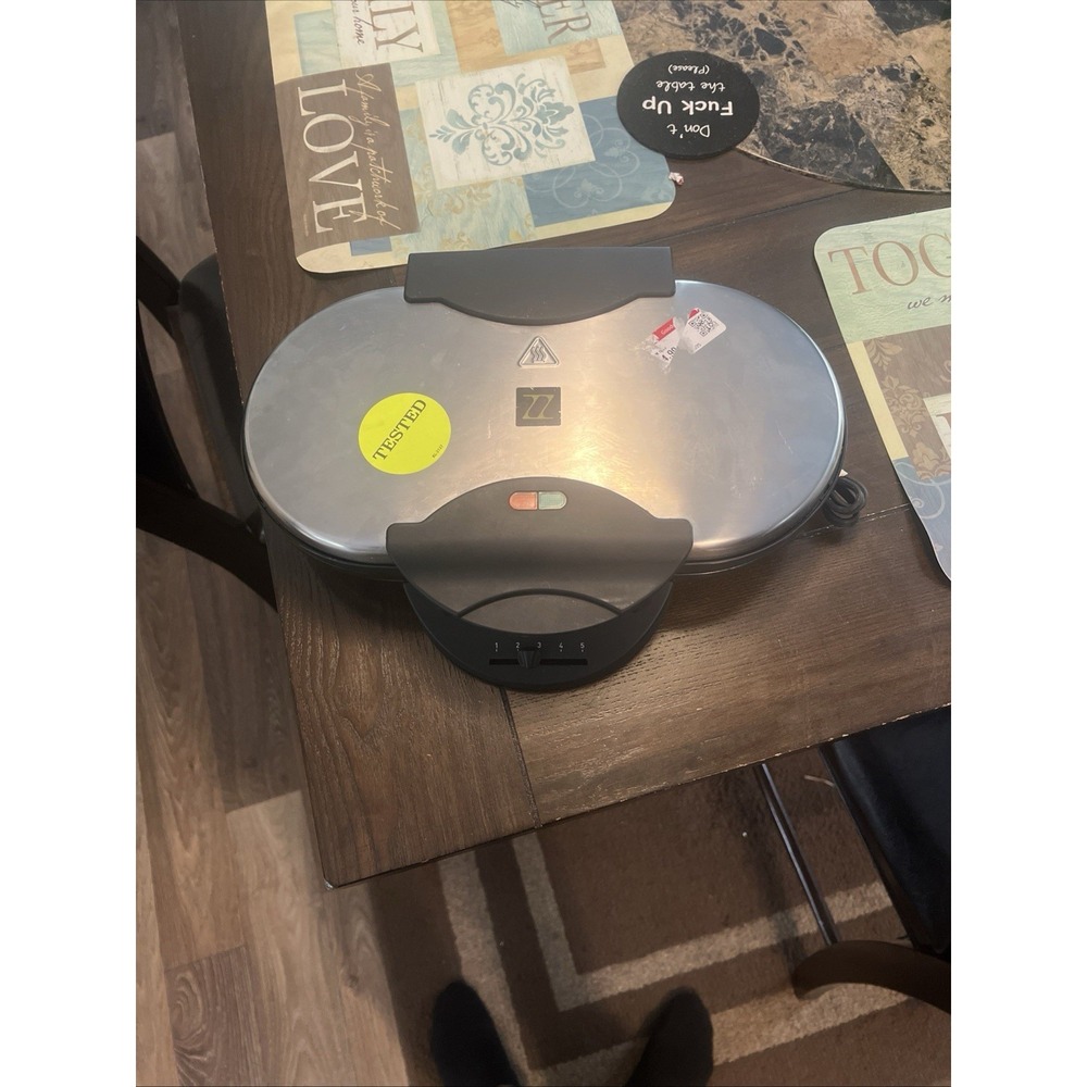 Electric Waffle Maker